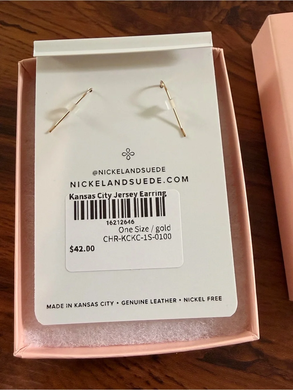 NWT Nickel & Suede KC Chief Earrings - Picture 3 of 3